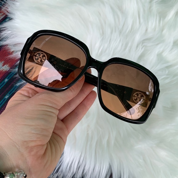 tory burch oversized sunglasses
